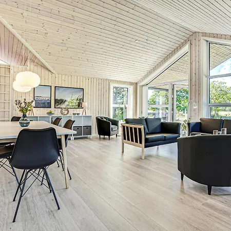 Beautiful In Romo With Kitchen Rømø Kirkeby