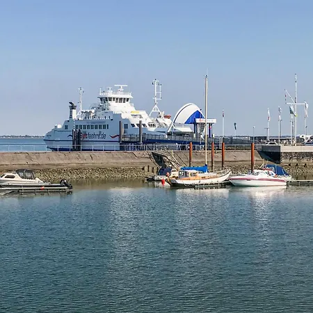 Beautiful In Romo With Kitchen * Romo