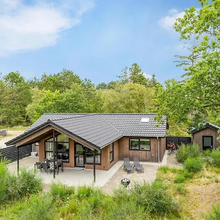 Feriehus Beautiful In Romo With Kitchen Rømø Kirkeby