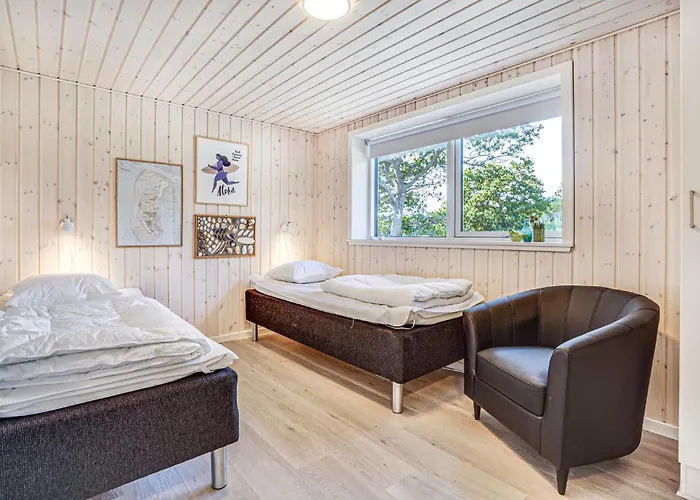 Beautiful In With Kitchen *