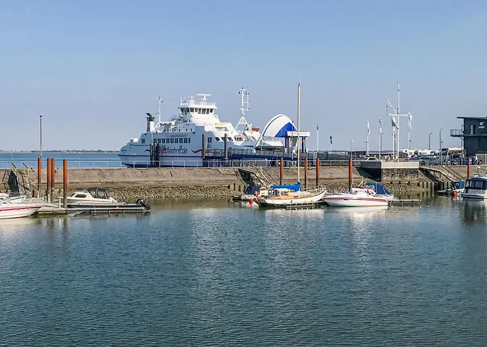 Beautiful In With Kitchen * Romo