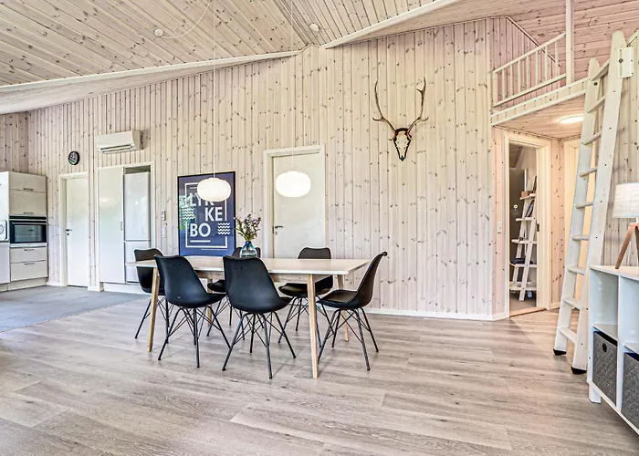 Beautiful In With Kitchen Romo