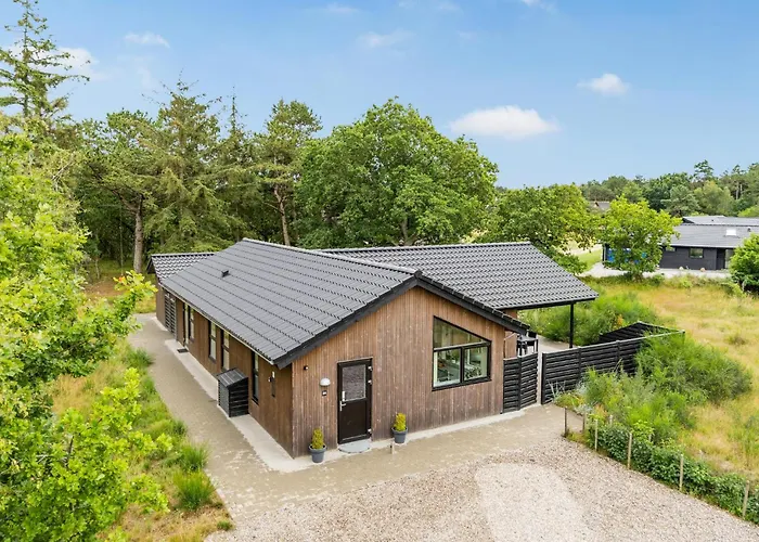 Beautiful In With Kitchen *